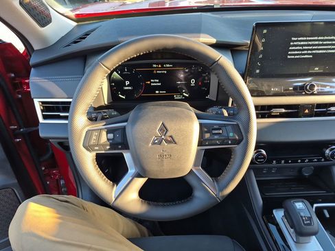 New 2026 Mitsubishi Outlander SE FWD image 37
