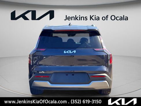 New 2026 Kia EV9 Wind AWD/4WD image 4