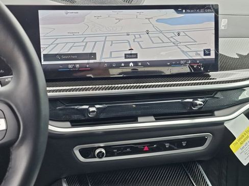 Used 2025 BMW X5 xDrive40i w/ M Sport Package image 9
