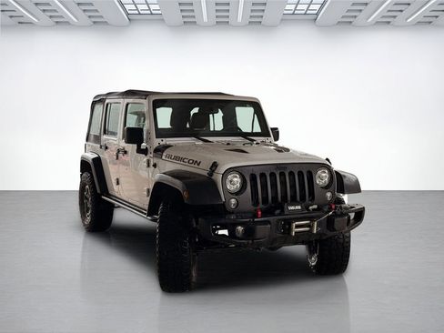 Used 2017 Jeep Wrangler Unlimited Rubicon AWD/4WD image 8