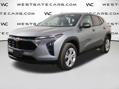 Used 2024 Chevrolet Trax LS w/ Driver Confidence Package