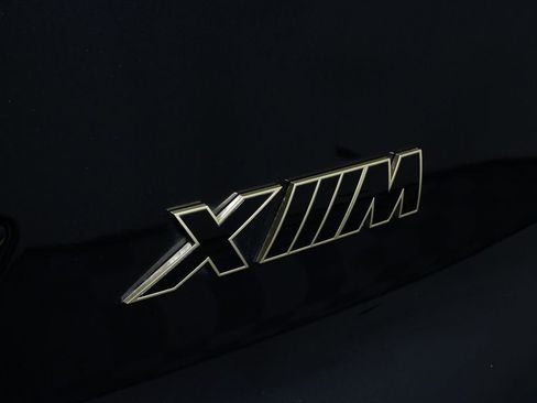 Used 2023 BMW XM AWD/4WD image 27