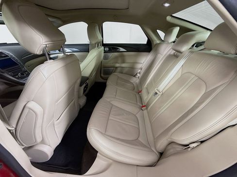 Used 2020 Lincoln MKZ Reserve w/ Luxury Package image 26