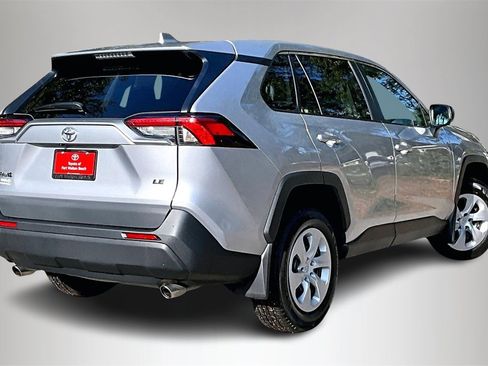 Used 2024 Toyota RAV4 LE image 5