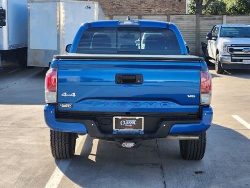 Used 2017 Toyota Tacoma Limited image 14