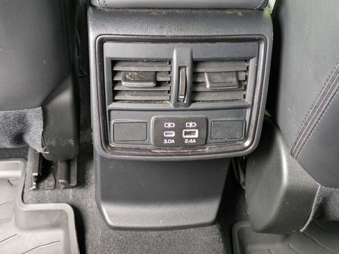 Used 2025 Subaru Forester Limited AWD/4WD image 30