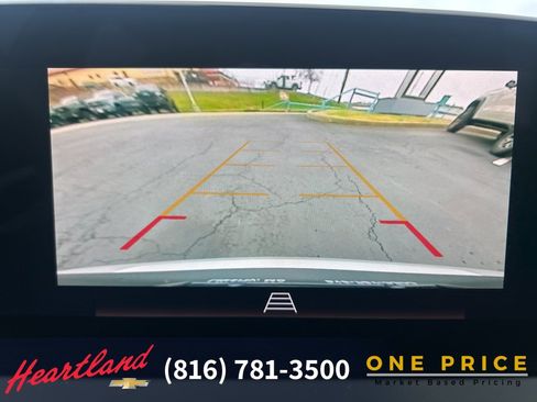 Used 2025 Buick Envista Preferred image 28