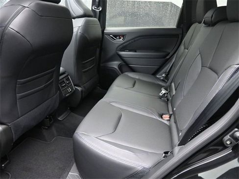 New 2025 Subaru Forester Limited image 21