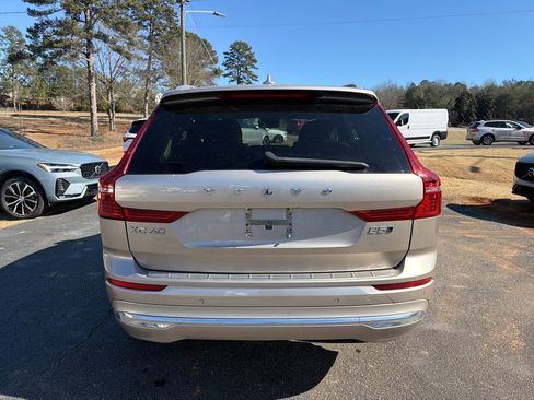 Certified 2023 Volvo XC60 B5 Plus w/ Protection Package Premier image 5