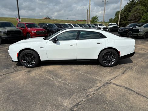 New 2026 Dodge Charger R/T image 29