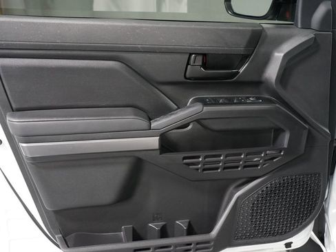 Used 2024 Toyota Tacoma SR5 image 32