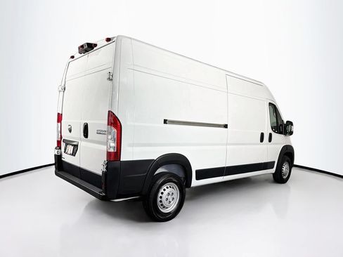 Used 2025 RAM ProMaster 2500 w/ Convenience Group FWD image 10