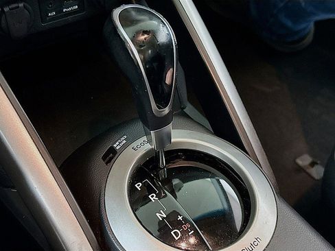 Used 2015 Hyundai Veloster w/ Option Group 02 image 18