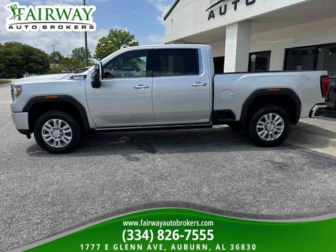 Used 2021 GMC Sierra 2500 Denali w/ Denali Ultimate Package AWD/4WD image 10