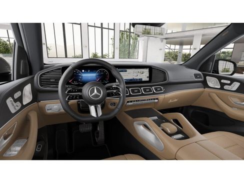 New 2026 Mercedes-Benz GLS 580 GLS 580 image 3