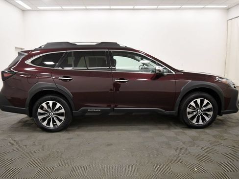 Used 2024 Subaru Outback Touring AWD/4WD image 9
