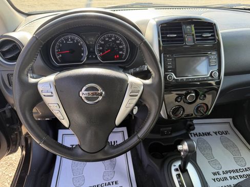 Used 2018 Nissan Versa SV w/ SV Special Edition Package image 11
