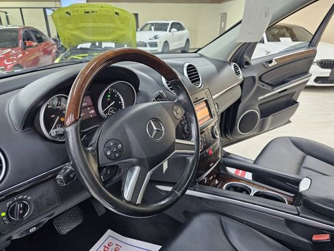 Used 2011 Mercedes-Benz GL 450 4MATIC image 20