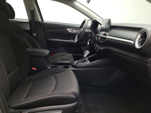 Used 2023 Kia Forte LXS FWD image 21