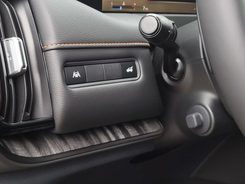 New 2026 Nissan Armada PRO-4X AWD/4WD image 21