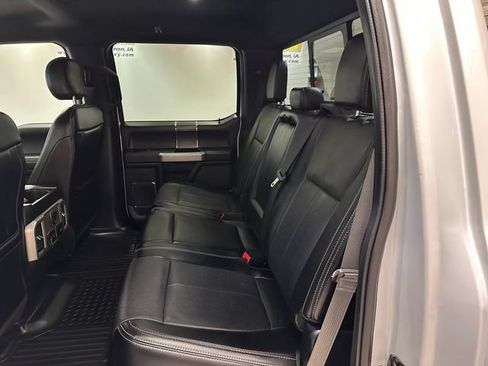 Used 2018 Ford F150 Lariat w/ Equipment Group 502A Luxury AWD/4WD image 22
