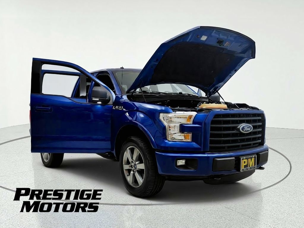 Used 2017 Ford F150 XLT w/ Equipment Group 302A Luxury AWD/4WD image 11