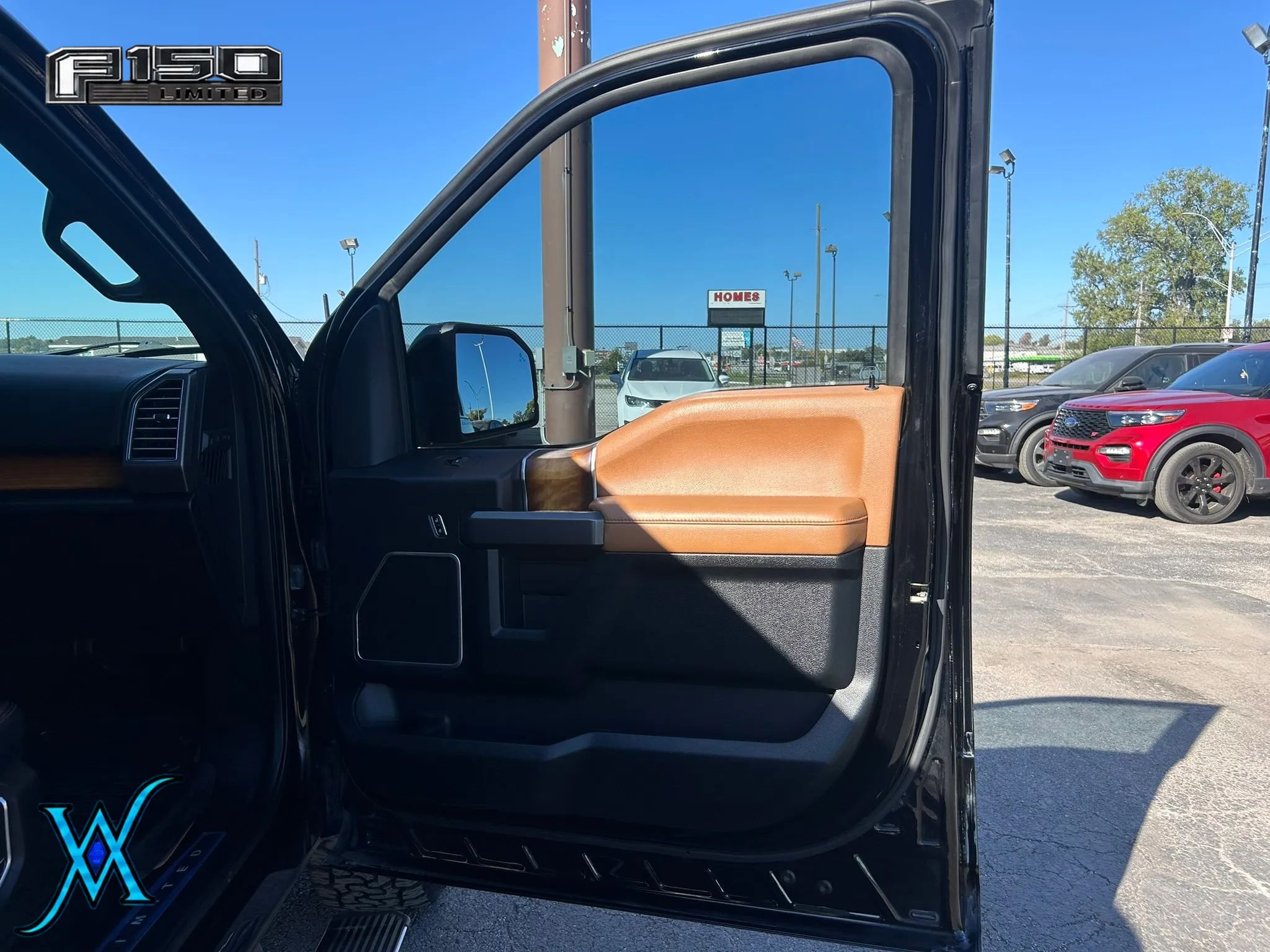 Used 2017 Ford F150 Limited AWD/4WD image 25