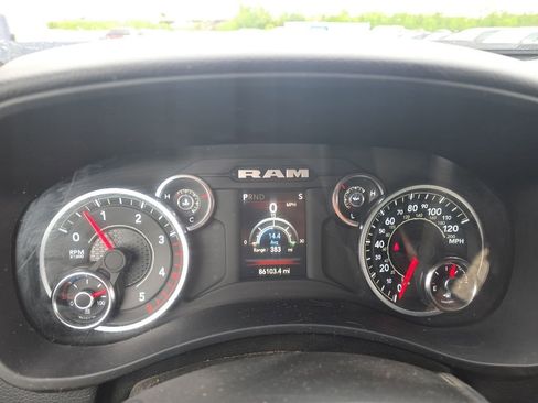 Used 2024 RAM 3500 Big Horn w/ Night Edition AWD/4WD image 13