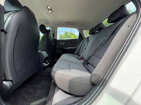Used 2025 Kia K4 FWD image 23