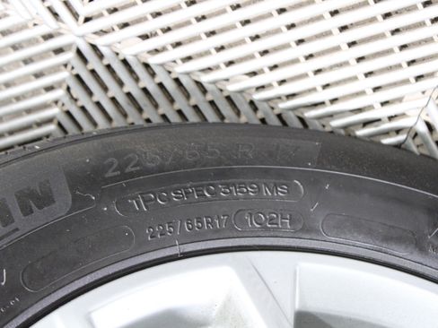 Used 2023 Chevrolet Equinox LT w/ LPO, Floor Liner Package image 34