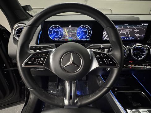 Certified 2024 Mercedes-Benz EQB 300 4MATIC image 25