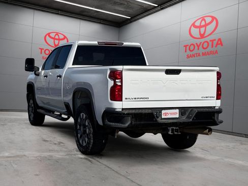 Used 2024 Chevrolet Silverado 2500 Custom w/ Custom Value Package image 2