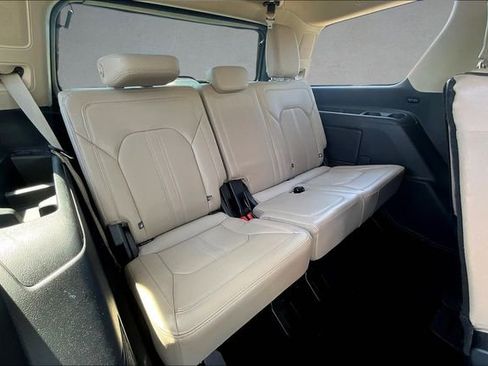 Used 2024 Ford Expedition Limited AWD/4WD image 26