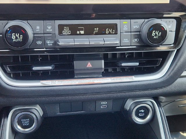 Used 2025 Toyota Grand Highlander FWD image 43