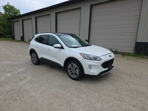 Used 2020 Ford Escape SEL AWD/4WD image 2