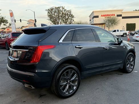 Used 2019 Cadillac XT5 Premium Luxury w/ LPO, Black Ice Package image 7