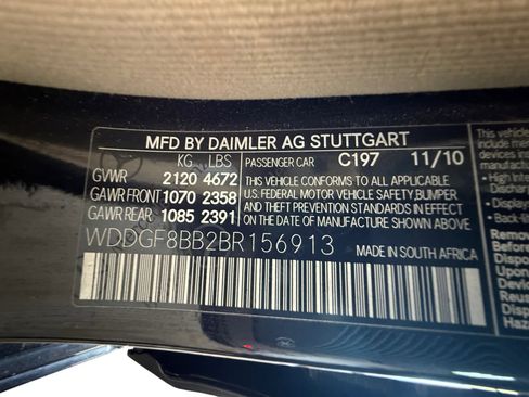 Used 2011 Mercedes-Benz C 300 4MATIC Sedan image 25