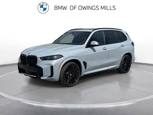 New 2026 BMW X5 xDrive40i w/ M Sport Package AWD/4WD image 1