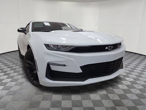 Used 2024 Chevrolet Camaro SS RWD image 2