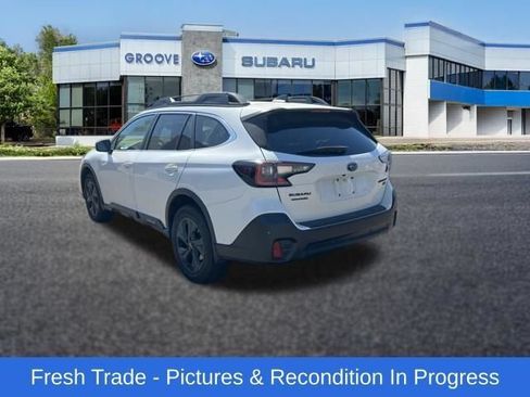 Used 2022 Subaru Outback Onyx Edition XT w/ Popular Package #2 AWD/4WD image 3