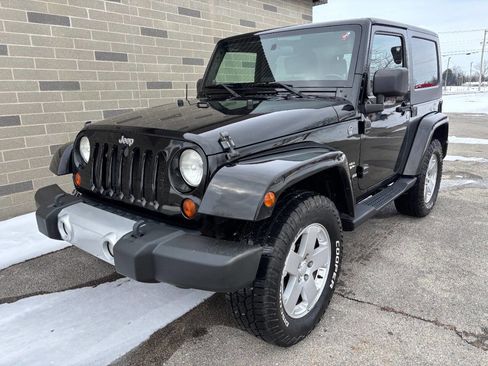 Used 2008 Jeep Wrangler Sahara w/ Dual Top Group image 4