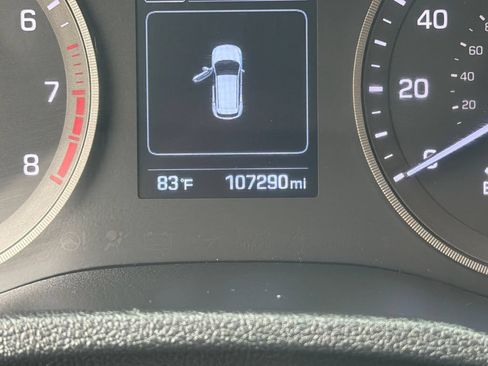 Used 2018 Hyundai Tucson SE w/ Cargo Package AWD/4WD image 19