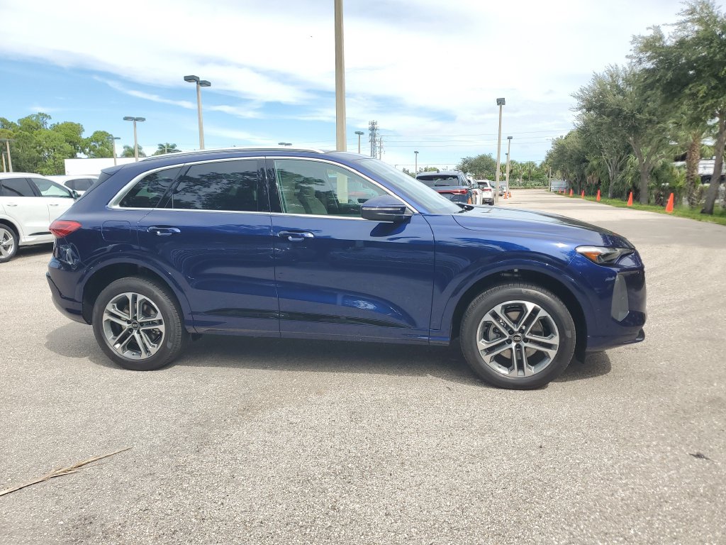 New 2026 Audi Q5 Premium Plus AWD/4WD image 4
