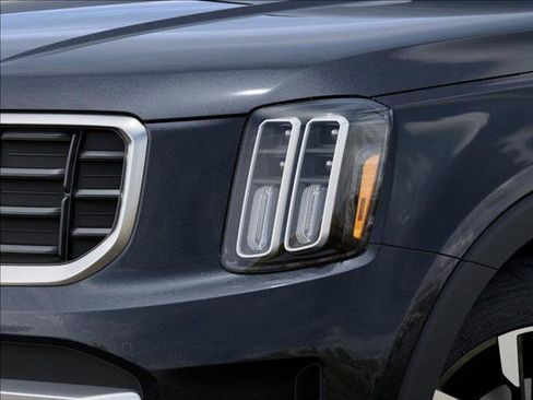 New 2025 Kia Telluride SX w/ SX Captain's Chair Package image 10