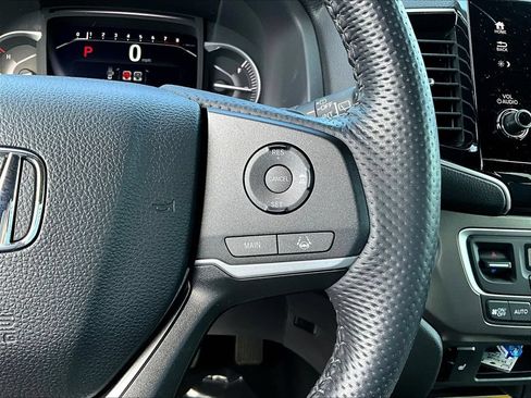 Used 2023 Honda Passport EX-L image 13