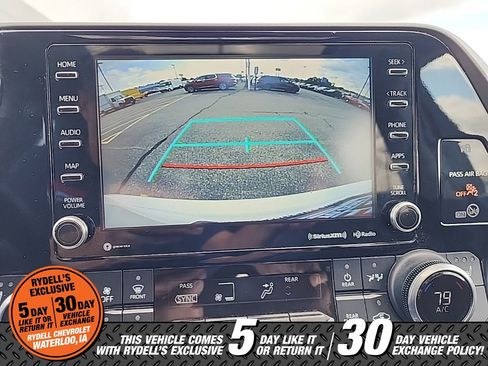 Used 2022 Toyota Highlander XLE image 35