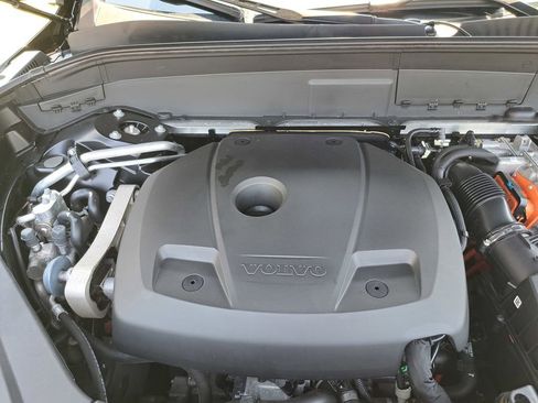 Used 2023 Volvo XC90 T8 Ultimate w/ Protection Package Premier image 25