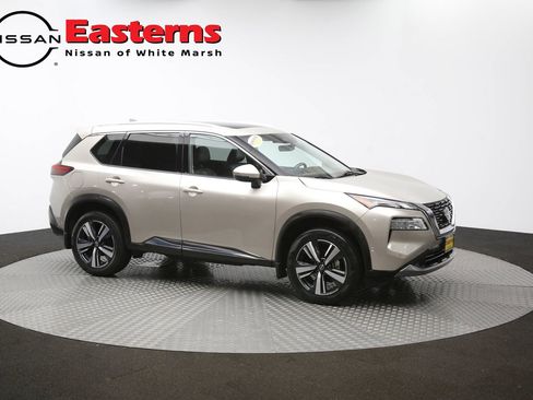 Used 2022 Nissan Rogue SL w/ SL Premium Package image 70