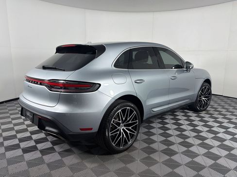 Certified 2026 Porsche Macan AWD/4WD image 9
