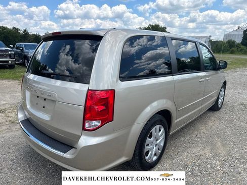 Used 2014 Dodge Grand Caravan SE w/ Quick Order Package 29E SE FWD image 5